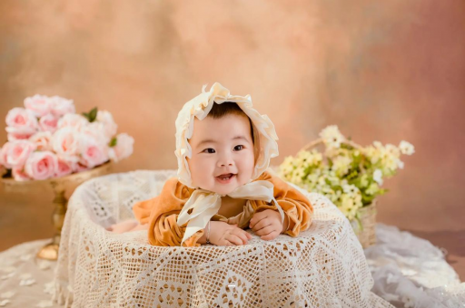 接生婆踩孕妇肚子